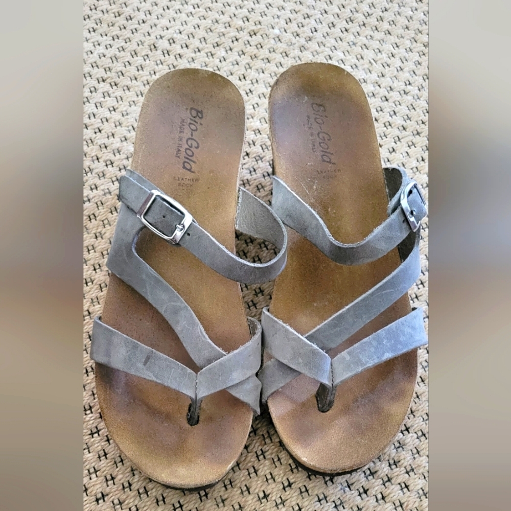 Gray Sandals with Strappy Design and Contoured Footbed